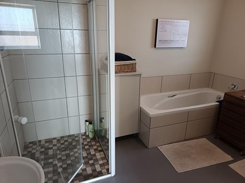4 Bedroom Property for Sale in Hartenbos Heuwels Western Cape